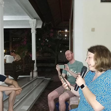 Green Palace Homestay Batununggul Dış mekan fotoğraf