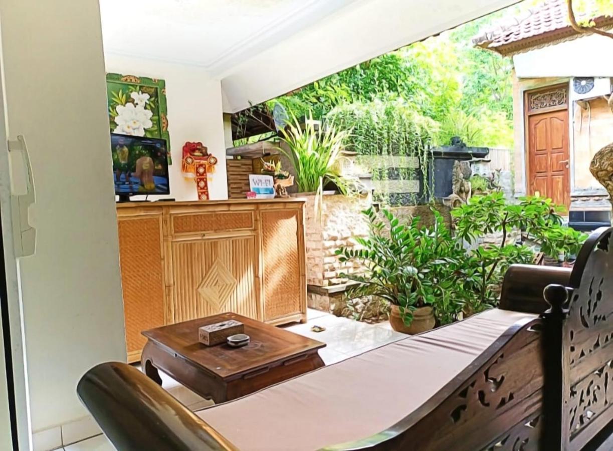 Green Palace Homestay Batununggul Dış mekan fotoğraf