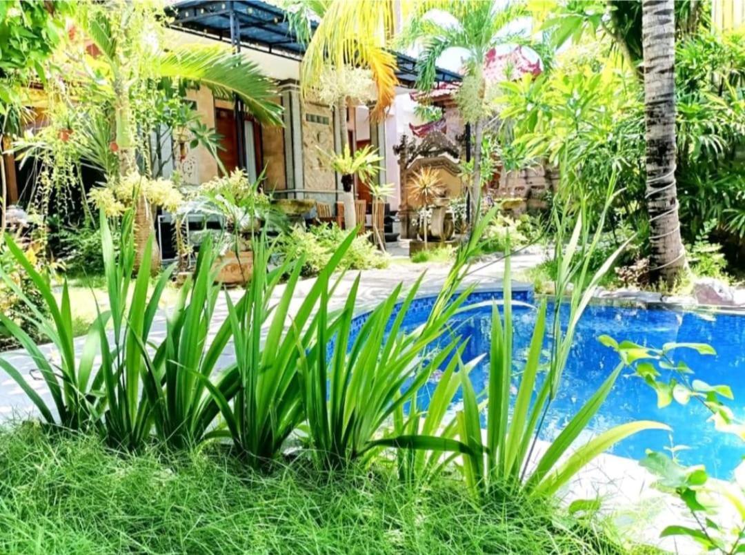 Green Palace Homestay Batununggul Dış mekan fotoğraf