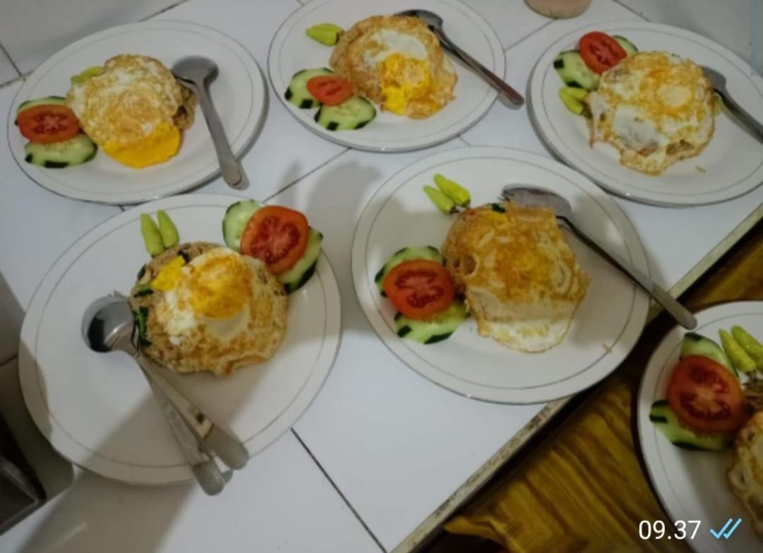Green Palace Homestay Batununggul Dış mekan fotoğraf