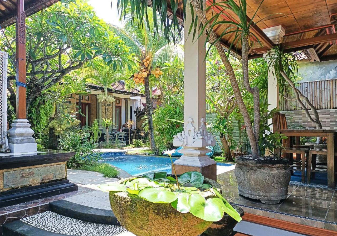 Green Palace Homestay Batununggul Dış mekan fotoğraf