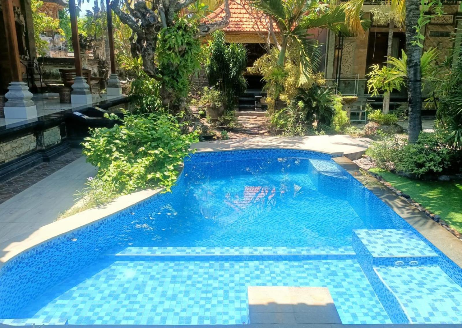 Green Palace Homestay Batununggul Dış mekan fotoğraf