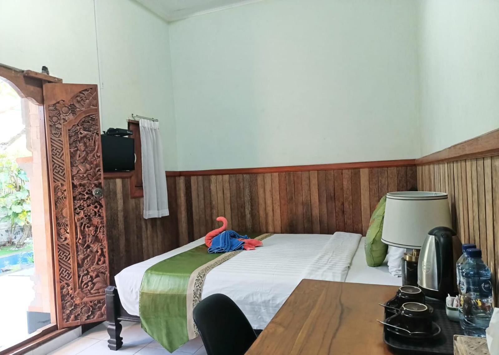 Green Palace Homestay Batununggul Dış mekan fotoğraf