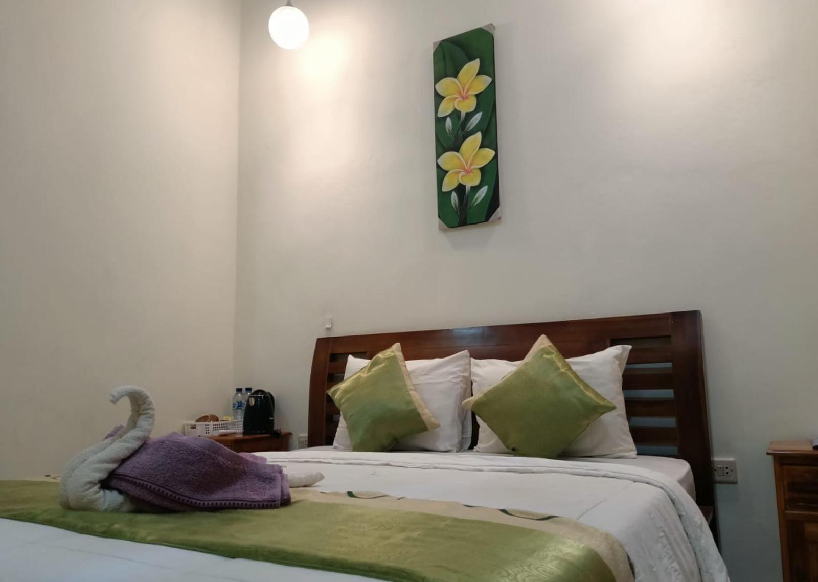 Green Palace Homestay Batununggul Dış mekan fotoğraf