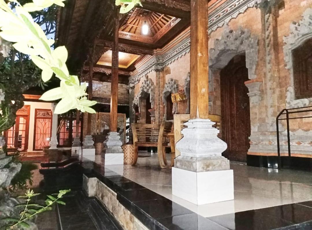 Green Palace Homestay Batununggul Dış mekan fotoğraf